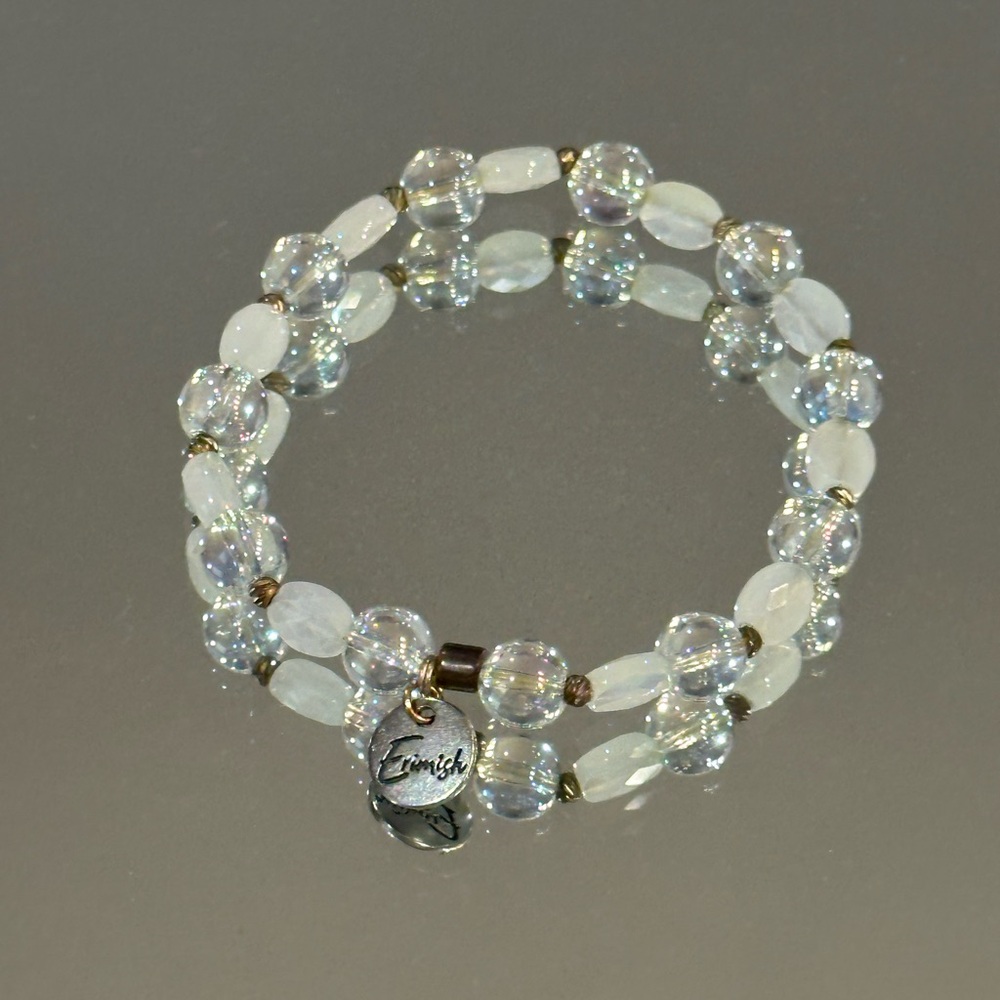 Erimish. Elegant White Beaded Bracelet. ***Bundle & Save on shipping. *** - Picture 3 of 6